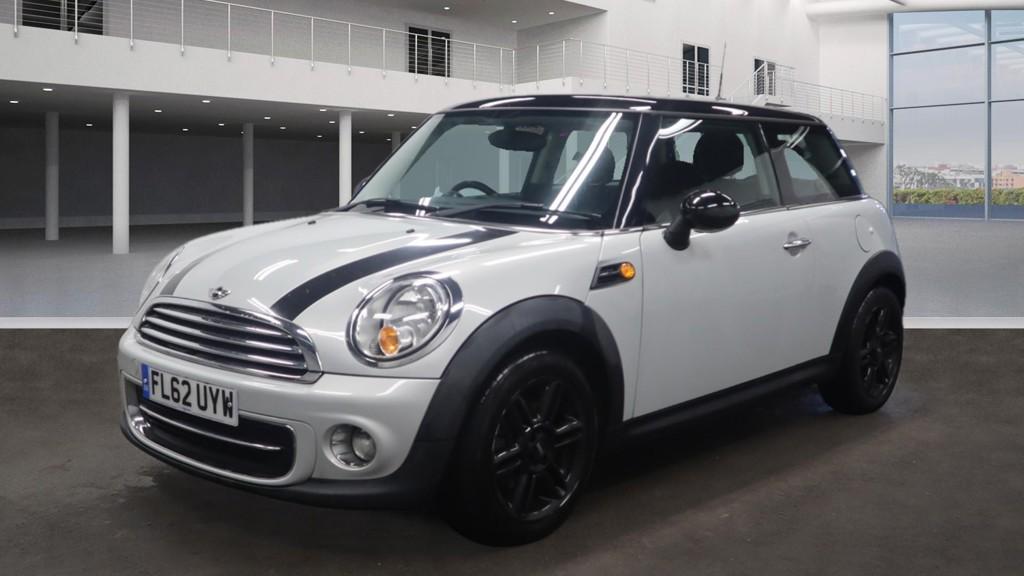 MINI Hatch 1.6 Cooper Hatchback 3dr Petrol Manual Euro 5 (s/s) (122 ps)